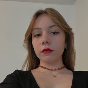 Meet your Posher, Elona